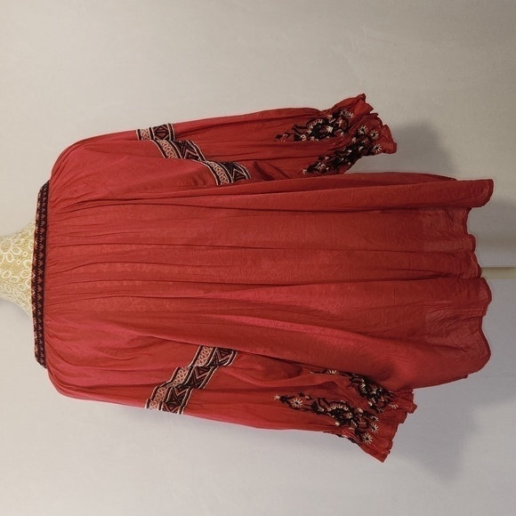 Alicia Pageboy Red Aztec/Tribal Embroidered V-Neck Tassle Tie Front Boho Top - Picture 10 of 13